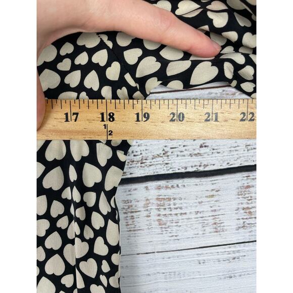 J Crew Silk Blend Button Down Boy Shirt Heart Throb Black White size 6 or 8 - Picture 8 of 10